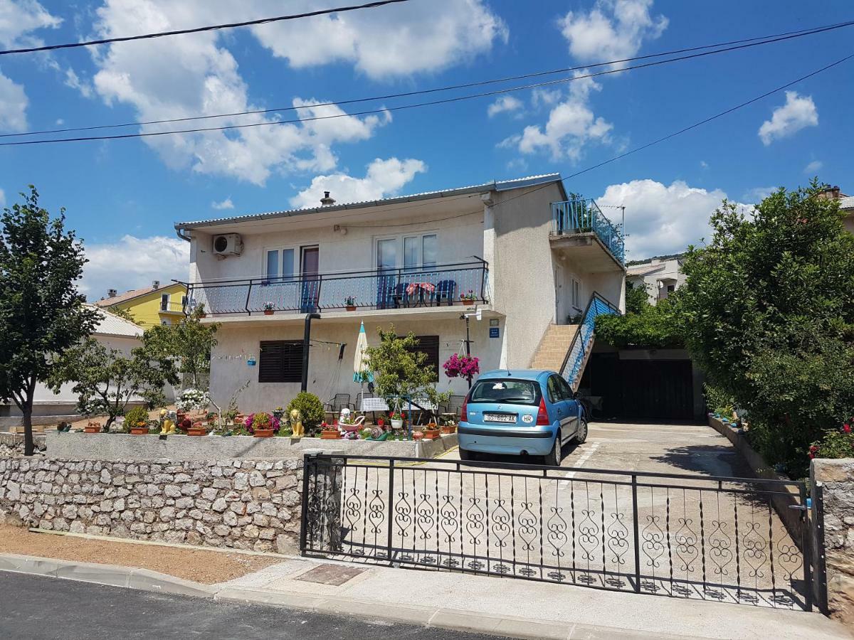 סנג' Apartment Danijela מראה חיצוני תמונה