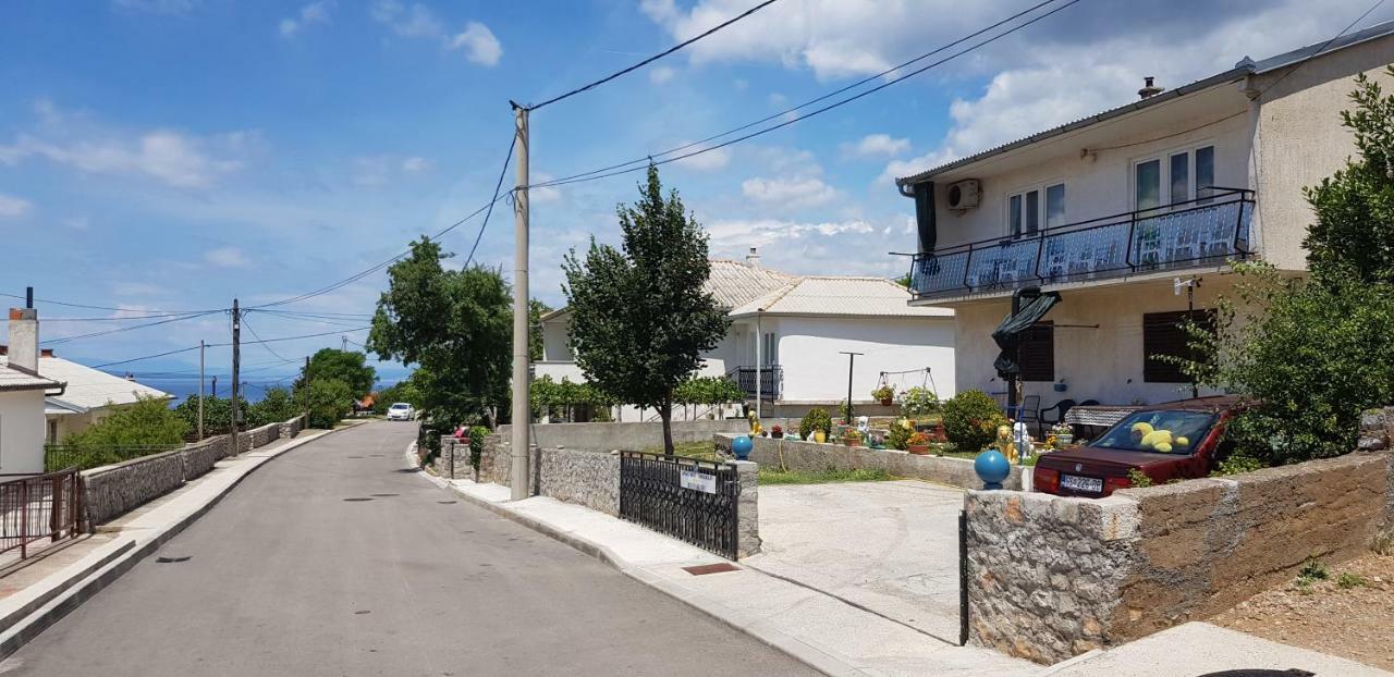 סנג' Apartment Danijela מראה חיצוני תמונה